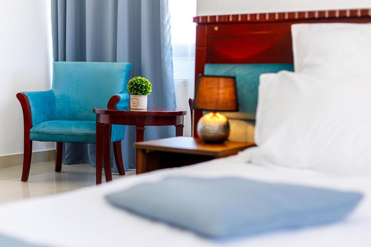 Lira Pacific Aparthotel Konstanca Kültér fotó