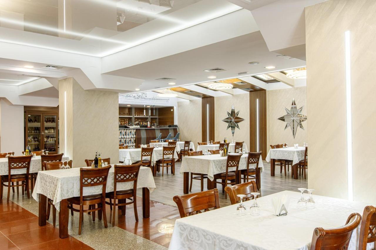 Lira Pacific Aparthotel Konstanca Kültér fotó