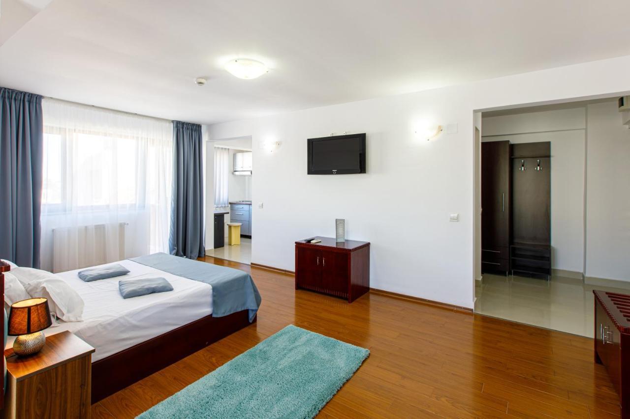 Lira Pacific Aparthotel Konstanca Kültér fotó