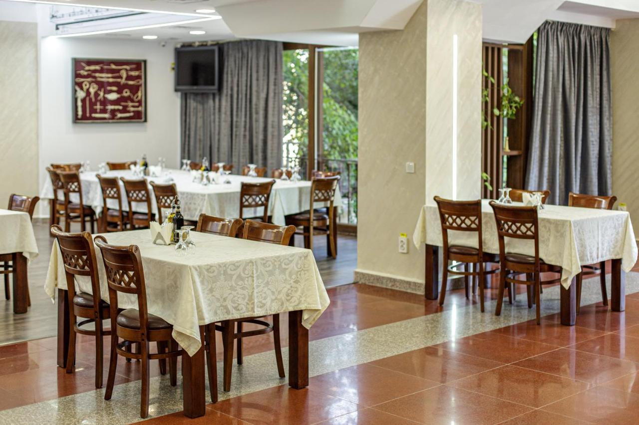 Lira Pacific Aparthotel Konstanca Kültér fotó
